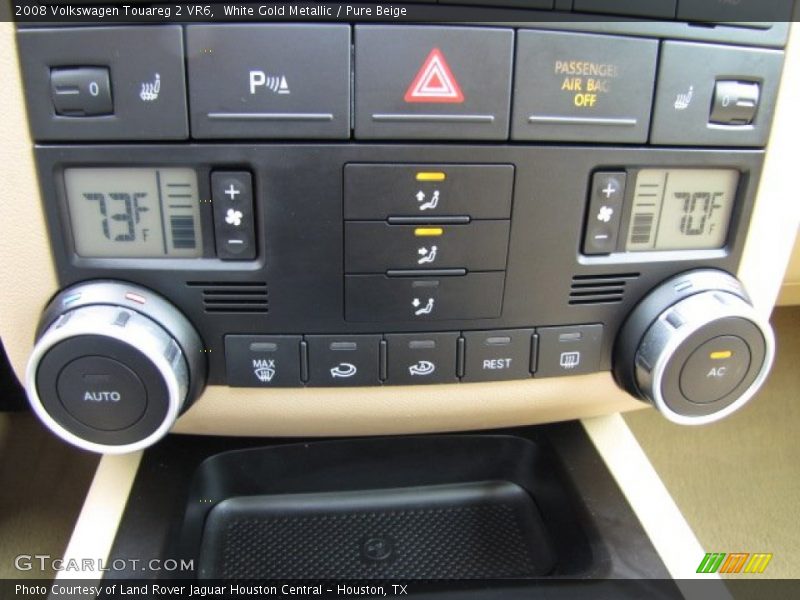 White Gold Metallic / Pure Beige 2008 Volkswagen Touareg 2 VR6