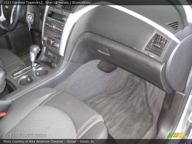 Silver Ice Metallic / Ebony/Ebony 2011 Chevrolet Traverse LT