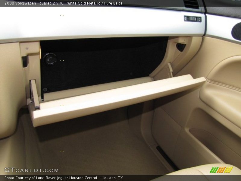 White Gold Metallic / Pure Beige 2008 Volkswagen Touareg 2 VR6