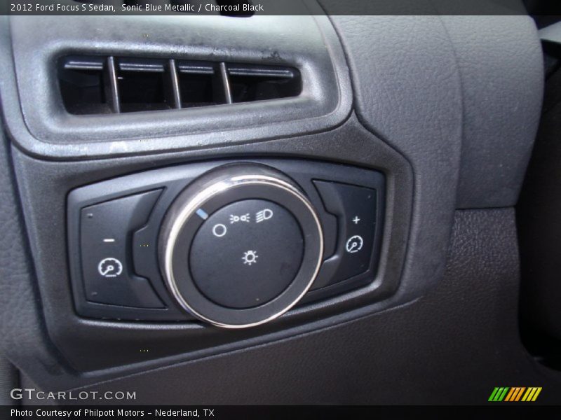 Sonic Blue Metallic / Charcoal Black 2012 Ford Focus S Sedan