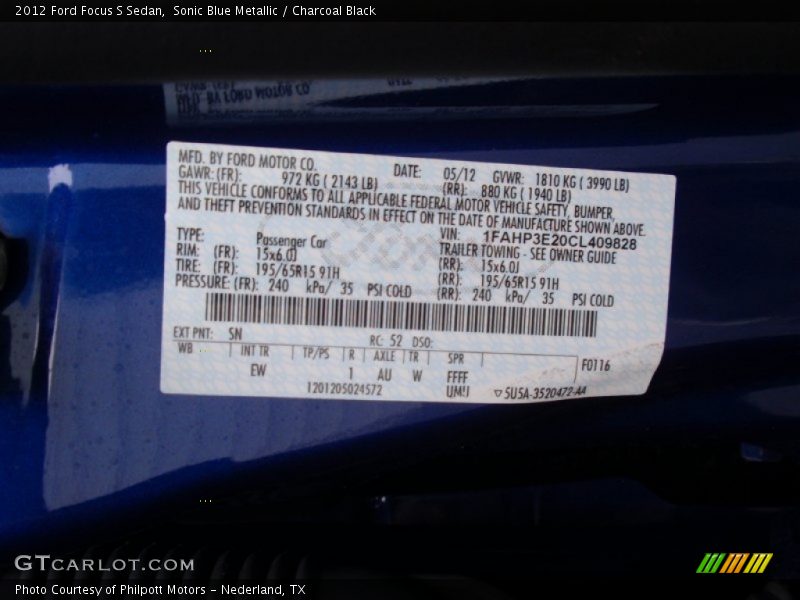 Sonic Blue Metallic / Charcoal Black 2012 Ford Focus S Sedan