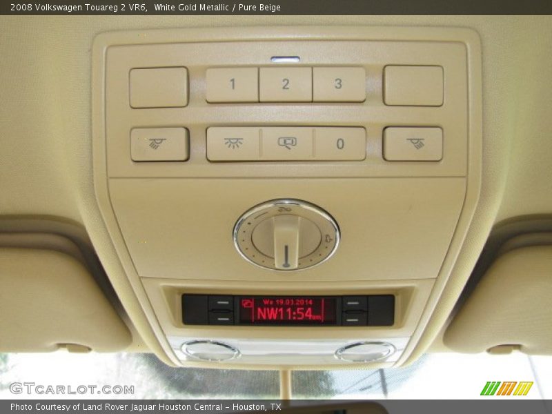White Gold Metallic / Pure Beige 2008 Volkswagen Touareg 2 VR6