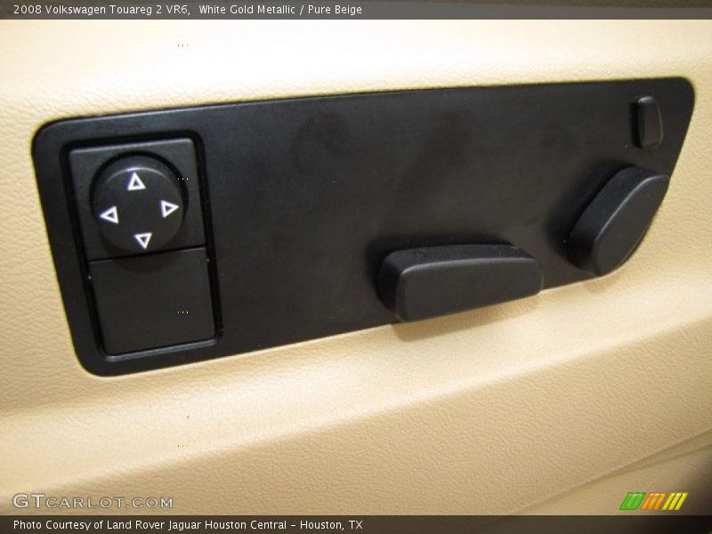 White Gold Metallic / Pure Beige 2008 Volkswagen Touareg 2 VR6