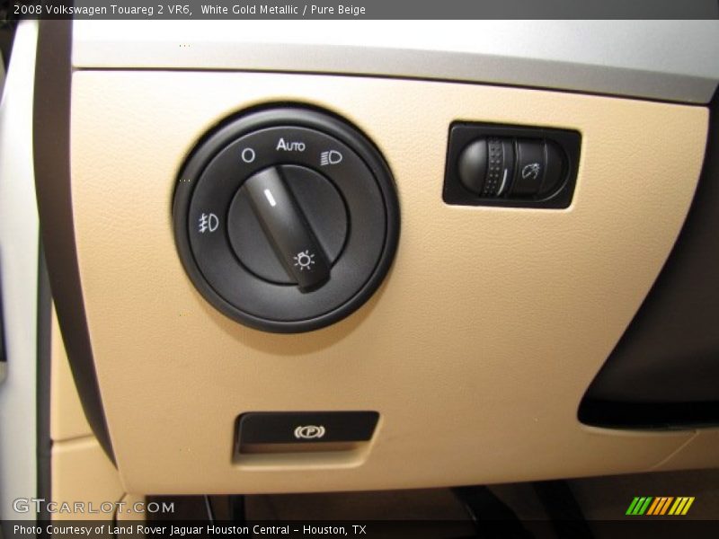 White Gold Metallic / Pure Beige 2008 Volkswagen Touareg 2 VR6