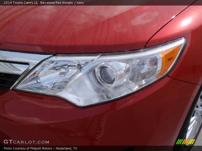 Barcelona Red Metallic / Ivory 2014 Toyota Camry LE