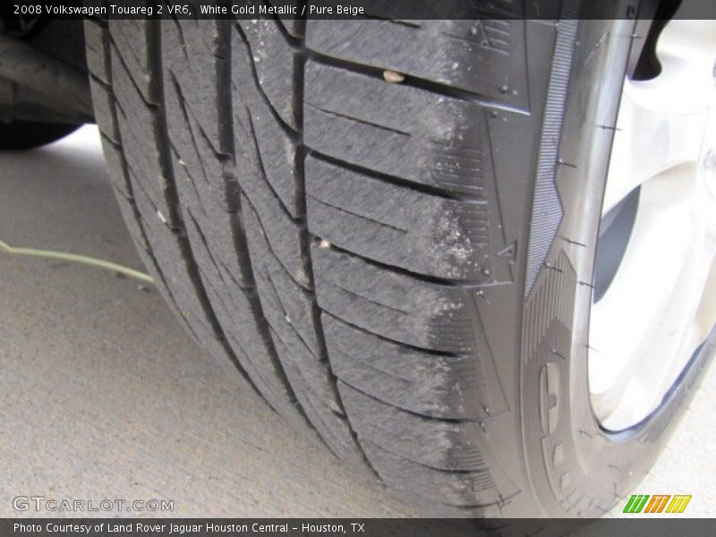 White Gold Metallic / Pure Beige 2008 Volkswagen Touareg 2 VR6