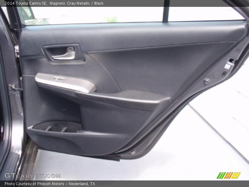 Magnetic Gray Metallic / Black 2014 Toyota Camry SE