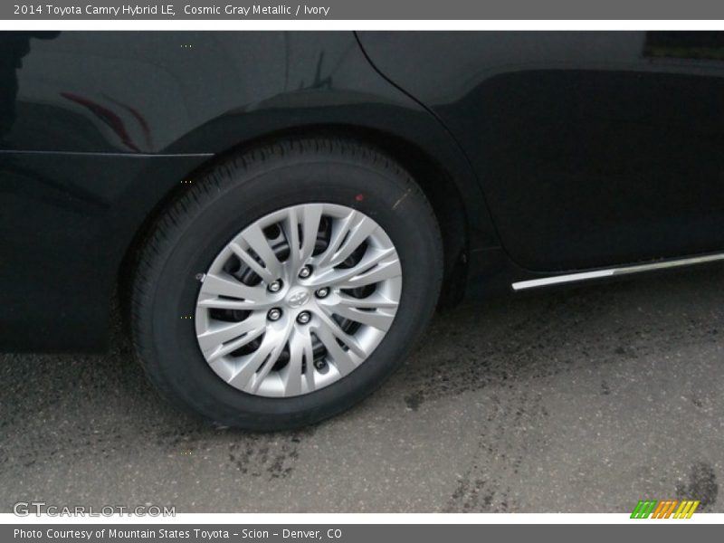 Cosmic Gray Metallic / Ivory 2014 Toyota Camry Hybrid LE