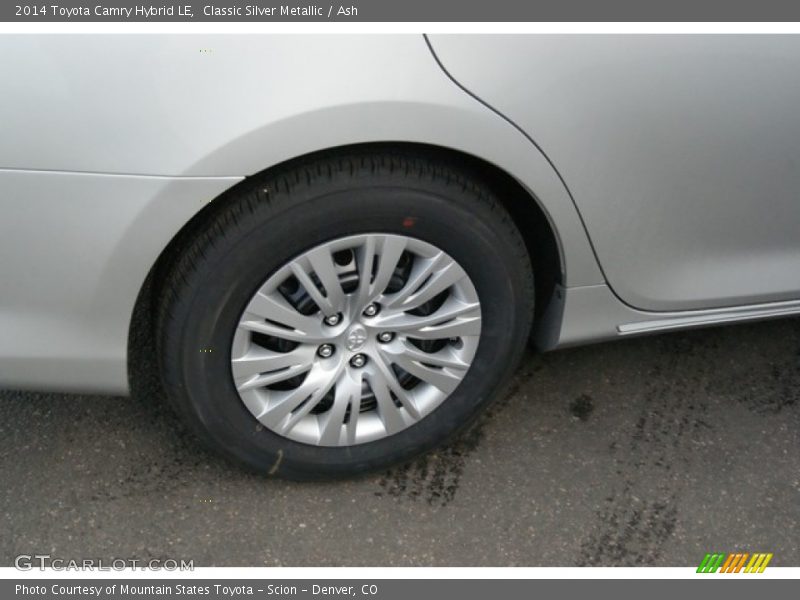 Classic Silver Metallic / Ash 2014 Toyota Camry Hybrid LE