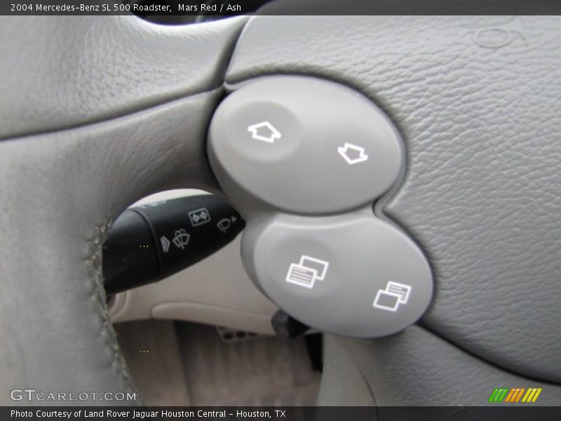 Controls of 2004 SL 500 Roadster