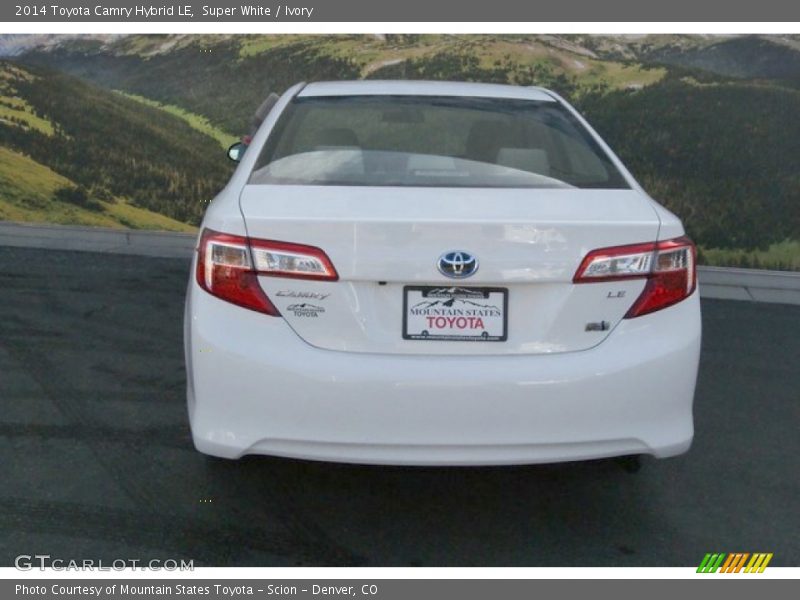 Super White / Ivory 2014 Toyota Camry Hybrid LE
