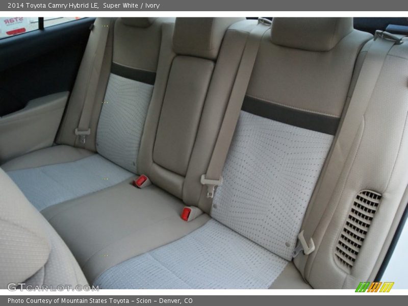 Super White / Ivory 2014 Toyota Camry Hybrid LE