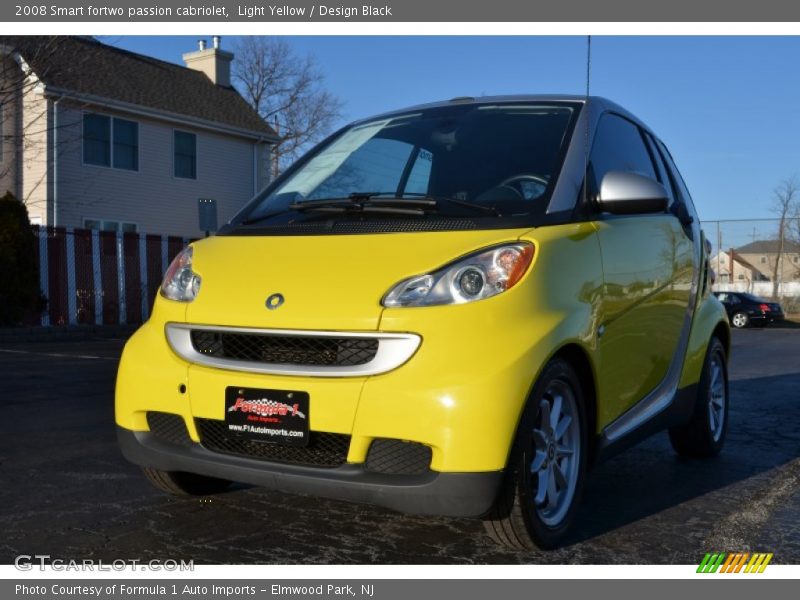 Light Yellow / Design Black 2008 Smart fortwo passion cabriolet