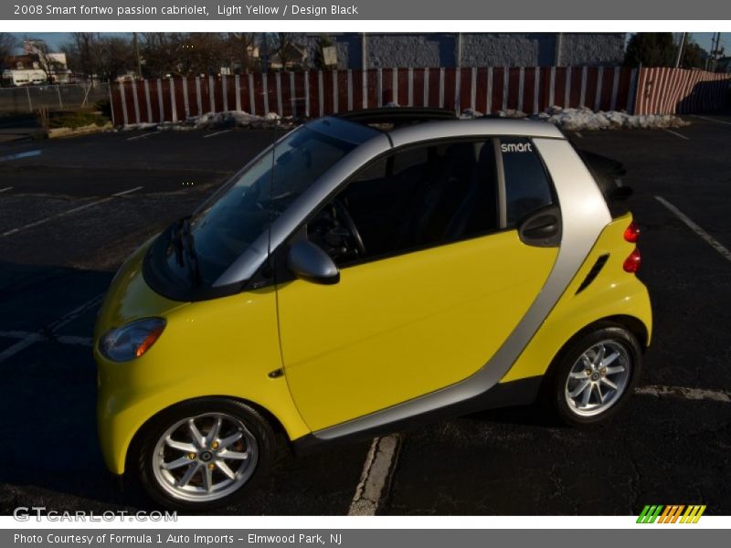 Light Yellow / Design Black 2008 Smart fortwo passion cabriolet