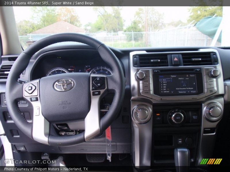 Super White / Sand Beige 2014 Toyota 4Runner SR5