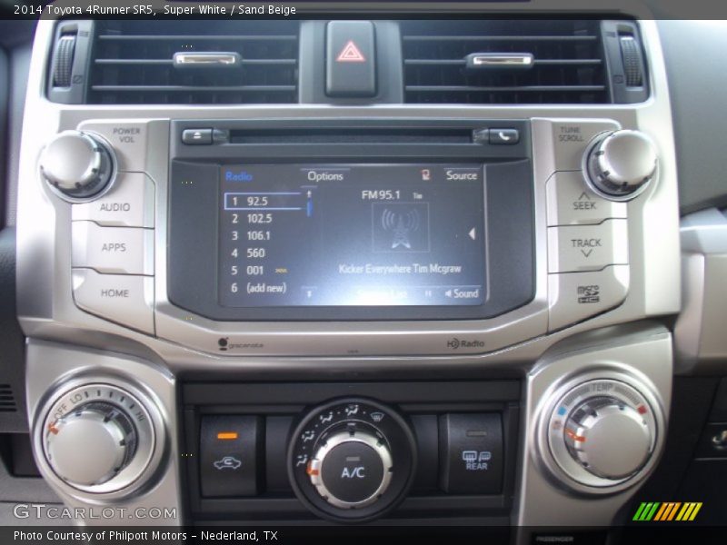 Super White / Sand Beige 2014 Toyota 4Runner SR5