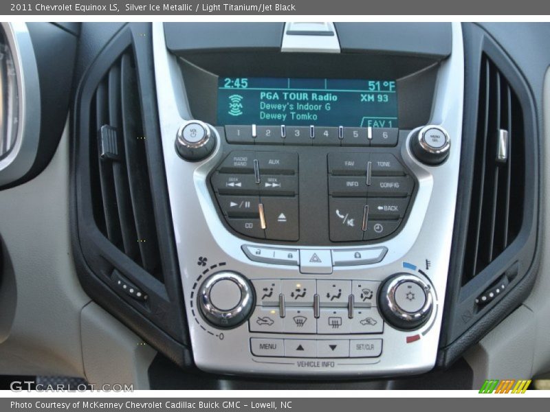 Silver Ice Metallic / Light Titanium/Jet Black 2011 Chevrolet Equinox LS