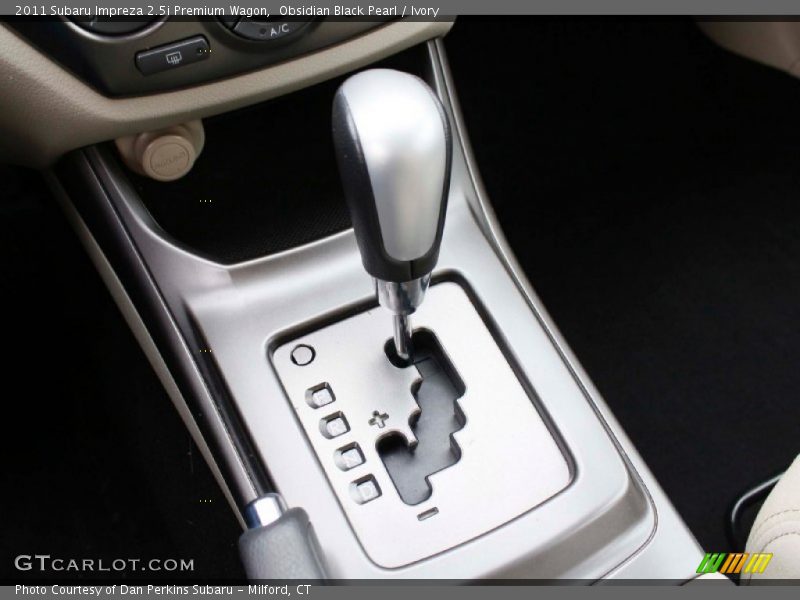 Obsidian Black Pearl / Ivory 2011 Subaru Impreza 2.5i Premium Wagon