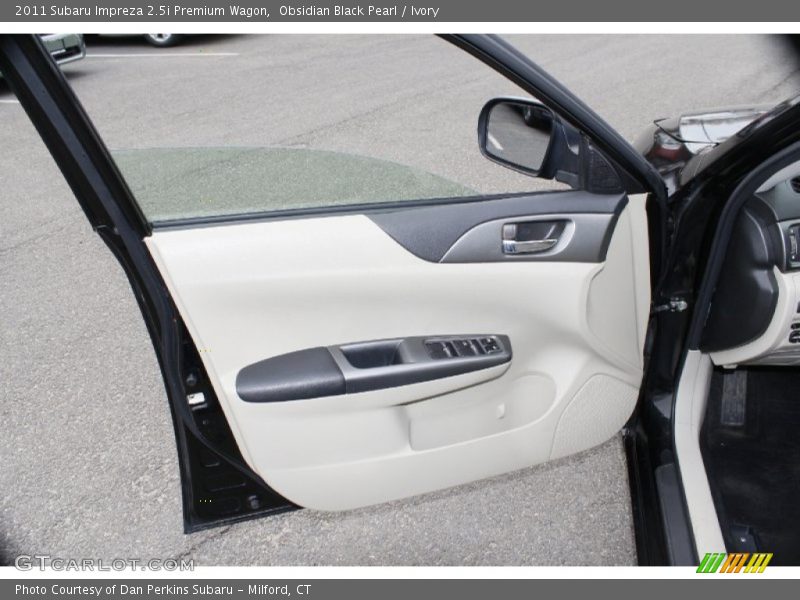Obsidian Black Pearl / Ivory 2011 Subaru Impreza 2.5i Premium Wagon