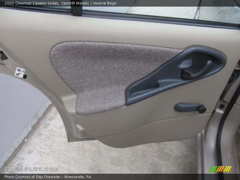 Door Panel of 2003 Cavalier Sedan