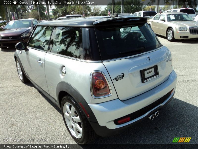 Pure Silver Metallic / Black/Grey 2009 Mini Cooper S Hardtop
