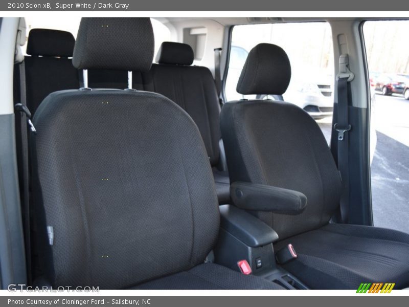 Super White / Dark Gray 2010 Scion xB