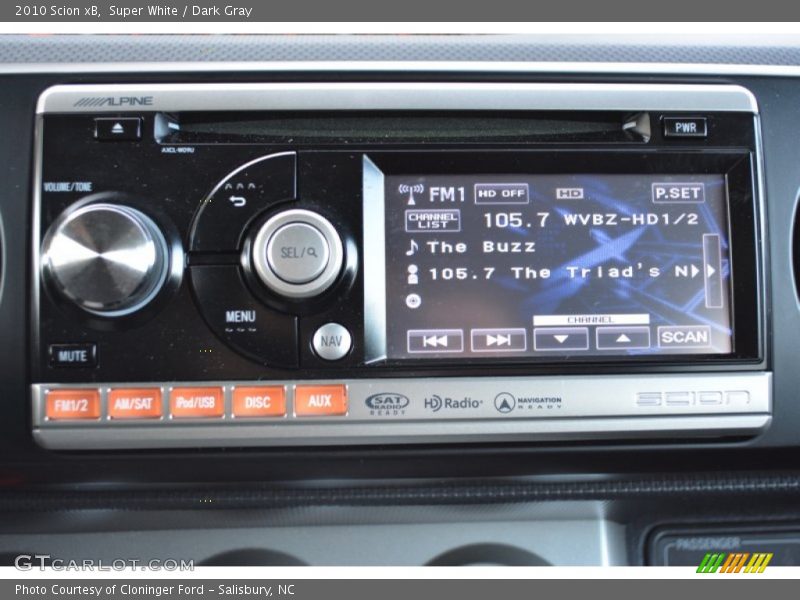 Super White / Dark Gray 2010 Scion xB