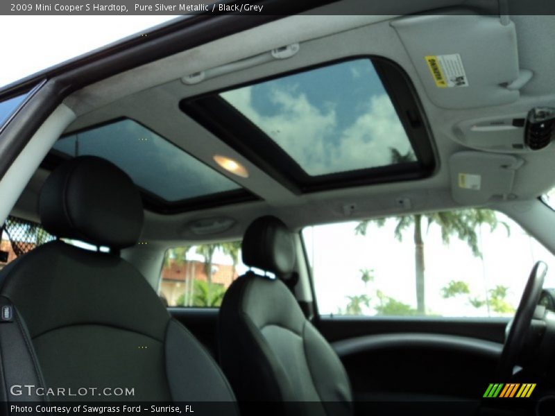 Pure Silver Metallic / Black/Grey 2009 Mini Cooper S Hardtop