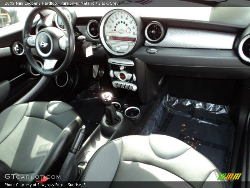 Pure Silver Metallic / Black/Grey 2009 Mini Cooper S Hardtop