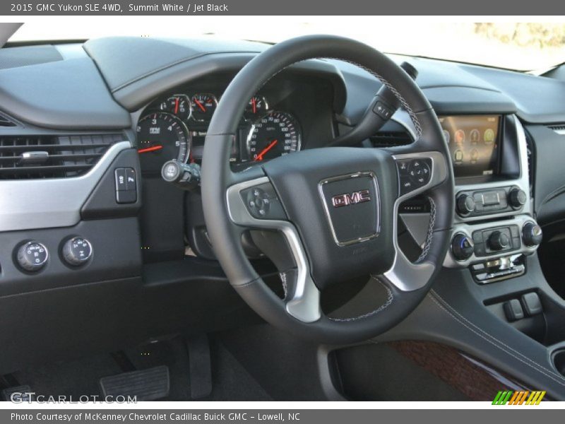  2015 Yukon SLE 4WD Steering Wheel