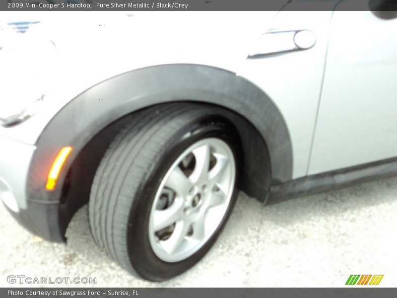Pure Silver Metallic / Black/Grey 2009 Mini Cooper S Hardtop