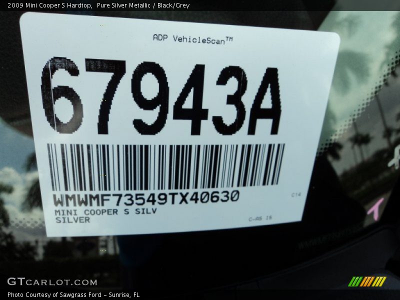 Pure Silver Metallic / Black/Grey 2009 Mini Cooper S Hardtop