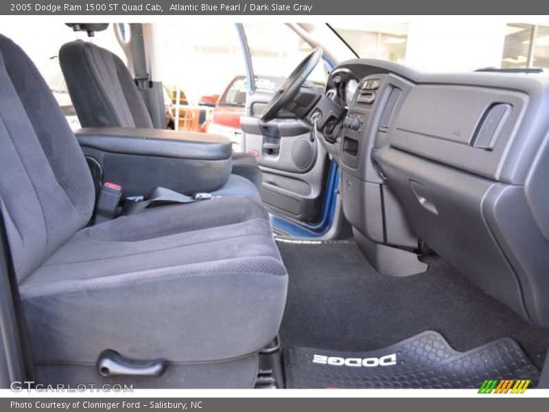 Atlantic Blue Pearl / Dark Slate Gray 2005 Dodge Ram 1500 ST Quad Cab