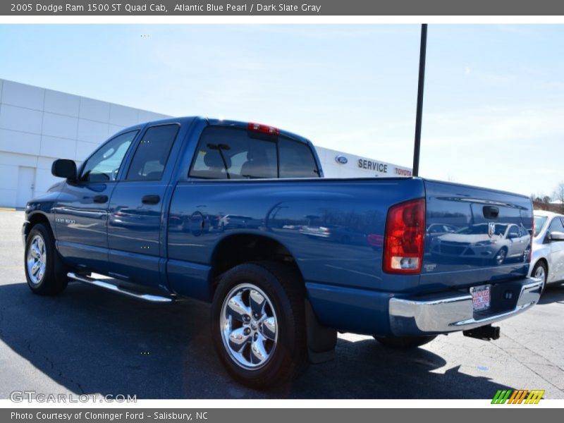 Atlantic Blue Pearl / Dark Slate Gray 2005 Dodge Ram 1500 ST Quad Cab
