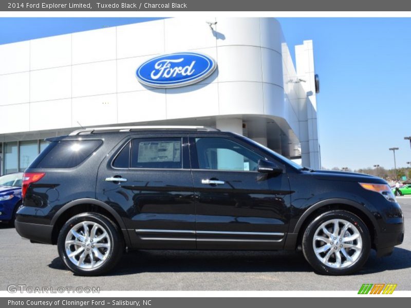 Tuxedo Black / Charcoal Black 2014 Ford Explorer Limited