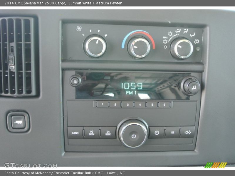 Summit White / Medium Pewter 2014 GMC Savana Van 2500 Cargo