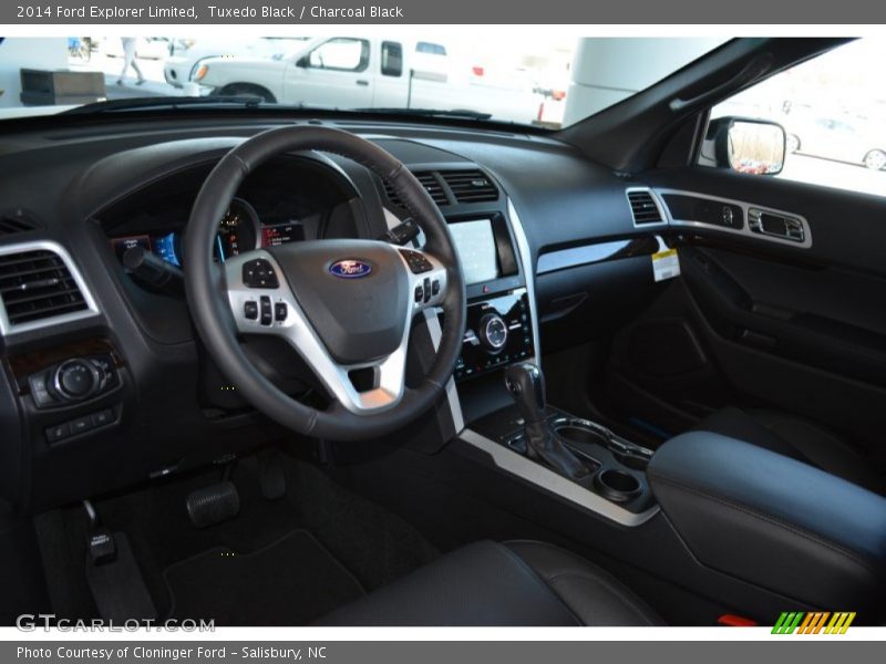 Tuxedo Black / Charcoal Black 2014 Ford Explorer Limited