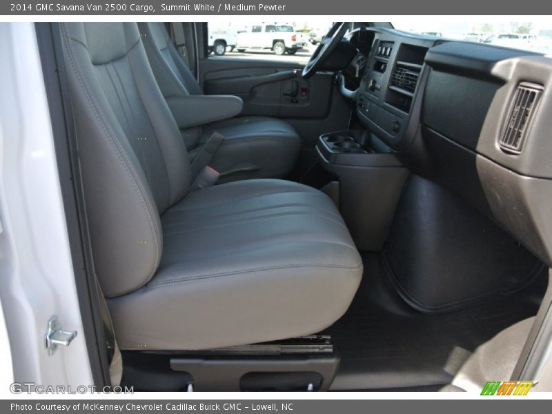 Summit White / Medium Pewter 2014 GMC Savana Van 2500 Cargo