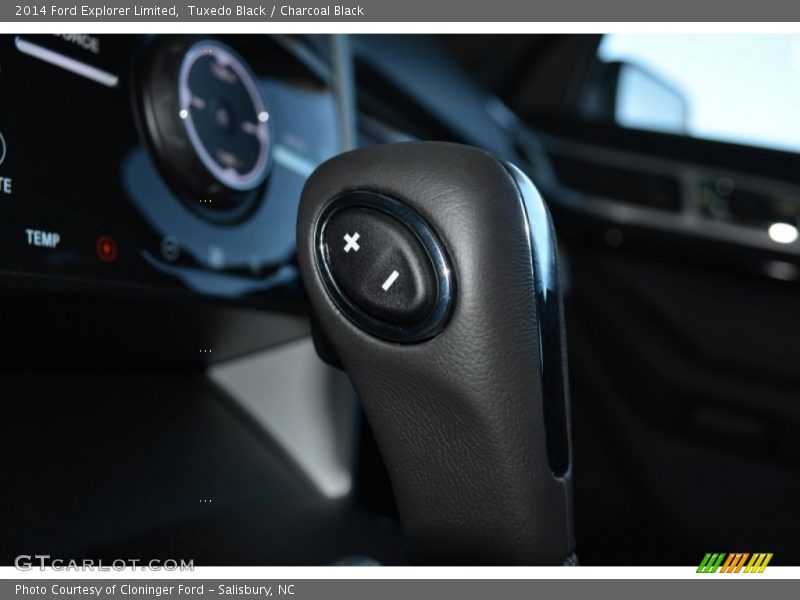 Tuxedo Black / Charcoal Black 2014 Ford Explorer Limited