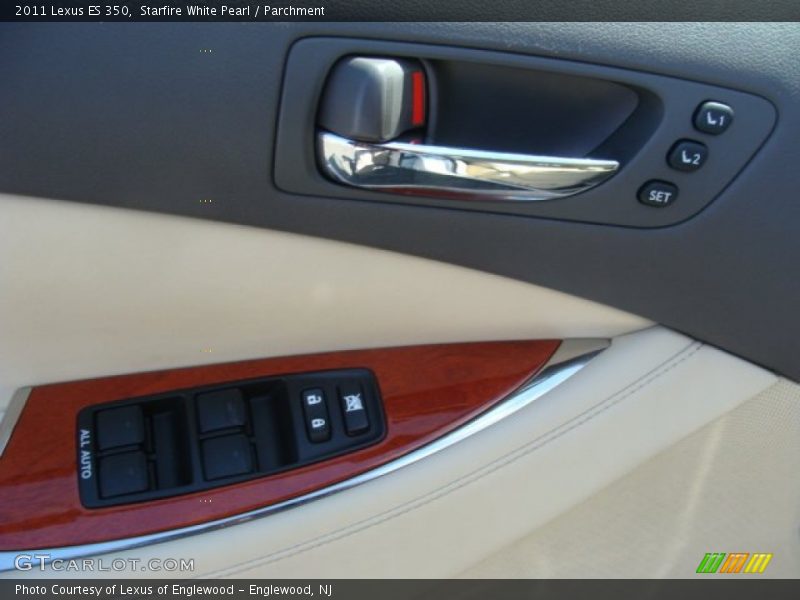 Starfire White Pearl / Parchment 2011 Lexus ES 350