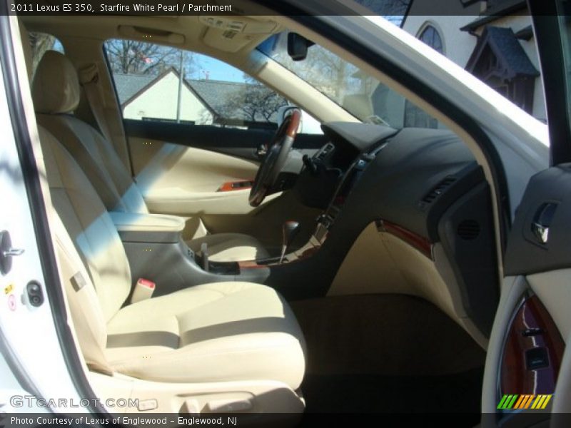 Starfire White Pearl / Parchment 2011 Lexus ES 350