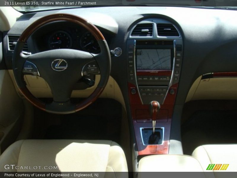 Starfire White Pearl / Parchment 2011 Lexus ES 350