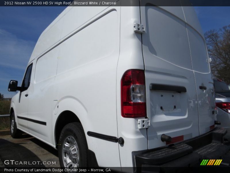 Blizzard White / Charcoal 2012 Nissan NV 2500 HD SV High Roof