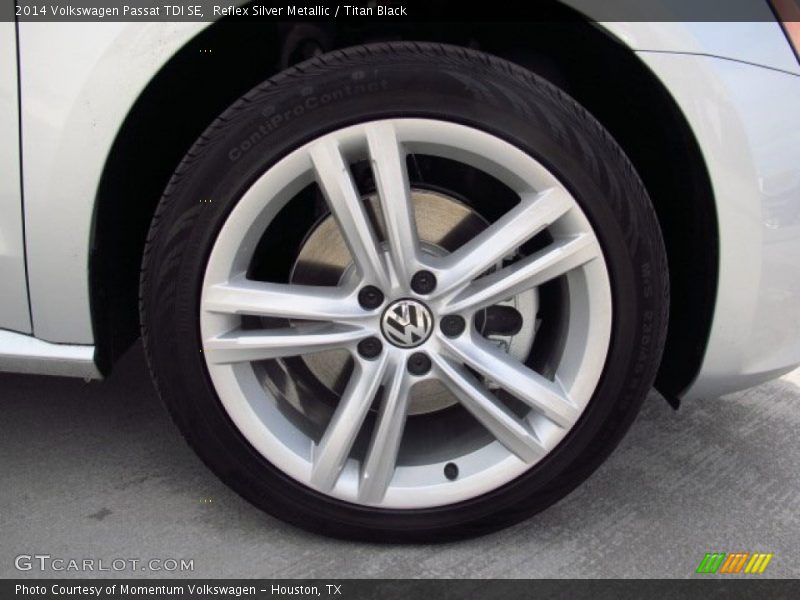 Reflex Silver Metallic / Titan Black 2014 Volkswagen Passat TDI SE