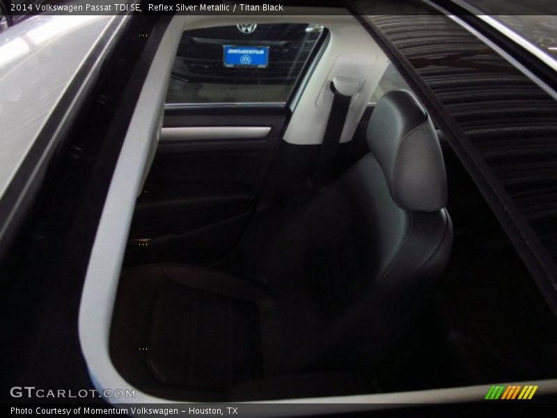 Reflex Silver Metallic / Titan Black 2014 Volkswagen Passat TDI SE