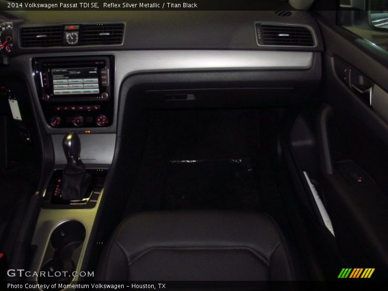 Reflex Silver Metallic / Titan Black 2014 Volkswagen Passat TDI SE