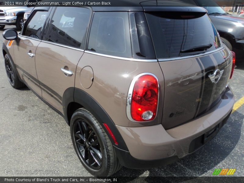 Light Coffee / Carbon Black 2011 Mini Cooper Countryman