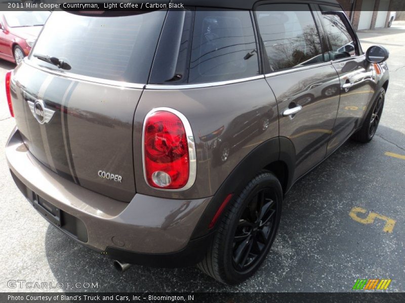 Light Coffee / Carbon Black 2011 Mini Cooper Countryman