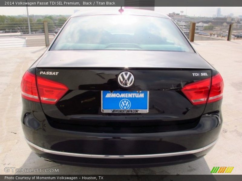Black / Titan Black 2014 Volkswagen Passat TDI SEL Premium