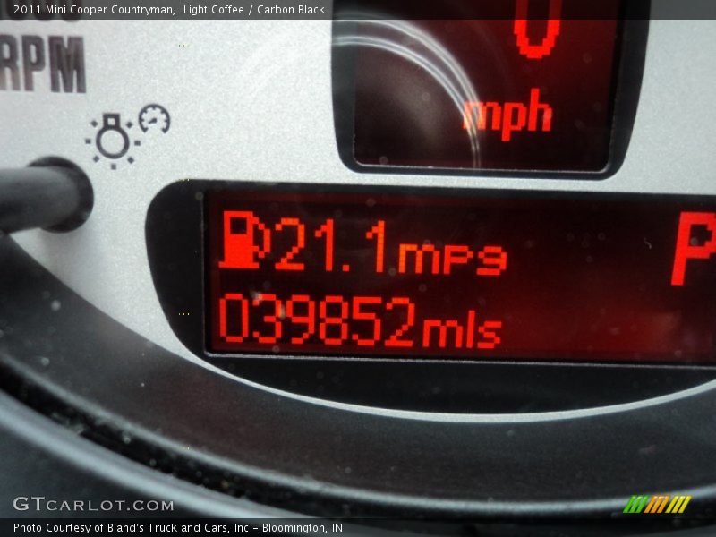 Light Coffee / Carbon Black 2011 Mini Cooper Countryman
